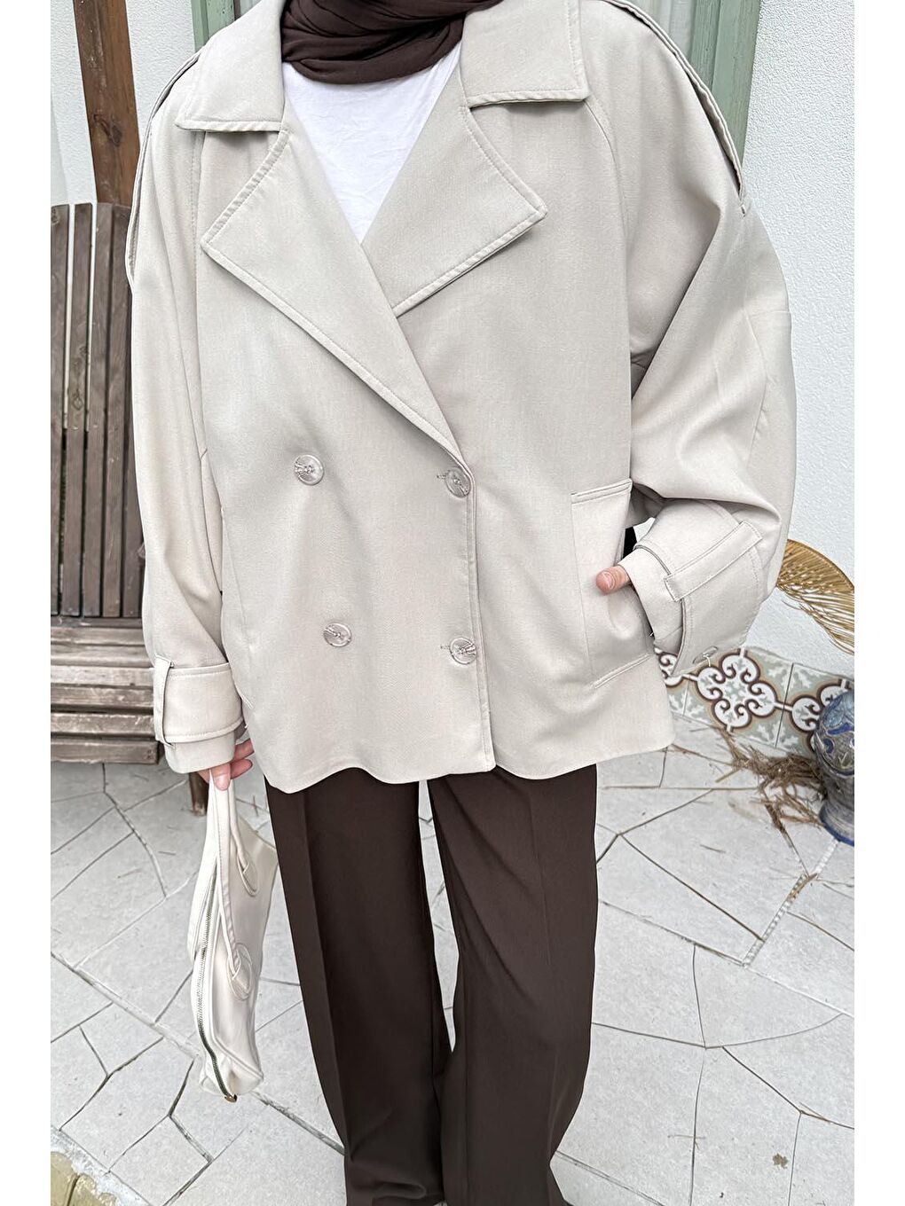 Bej Kruvaze Kısa Tesettür Trençkot Taş-2