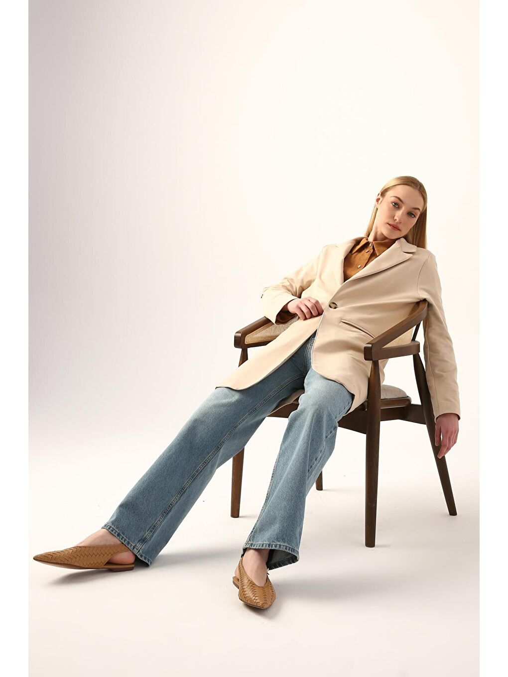 Bej Bisküvi Tek Düğmeli Penye Ceket-4