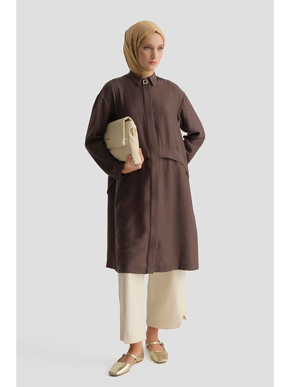 Kahverengi Aller Detaylı Tunik Kahve