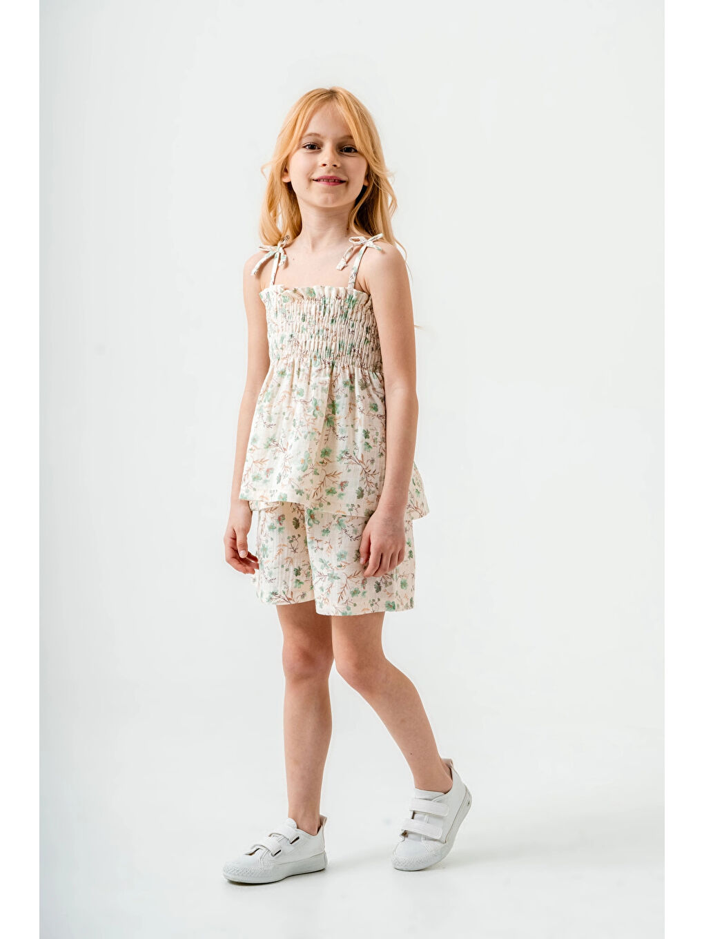 Yeşil Çiçek Desenli İnce Askılı Kız Çocuk Takım 3818-1