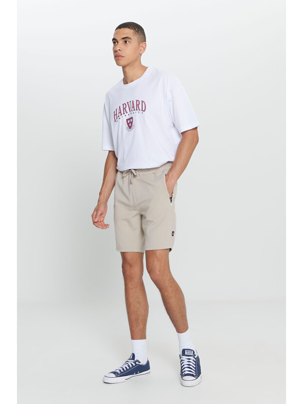 Erkek Bej Standart Fit Normal Kesim Cepli Rahat Şort-2