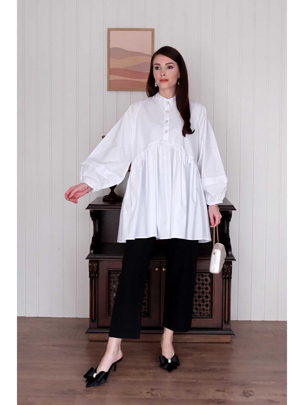 Beyaz İnci Detaylı Robalı Tunik Siyah Boru Paça Pantolon Takım-1