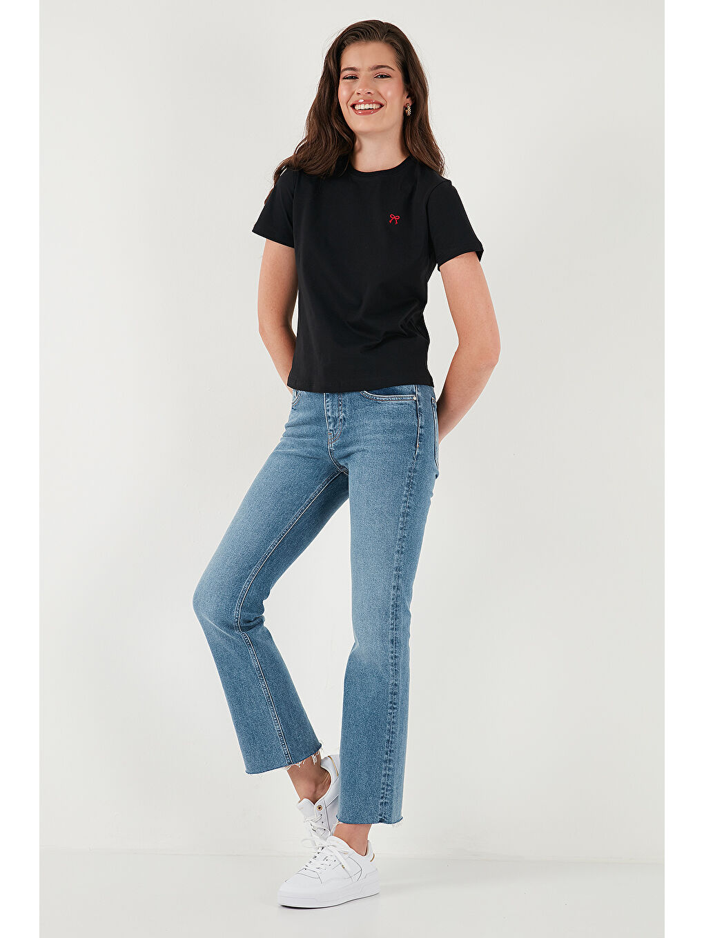 Siyah Pamuklu Slim Fit Bisiklet Yaka Minimal İşleme Detaylı T Shirt 5866398-3