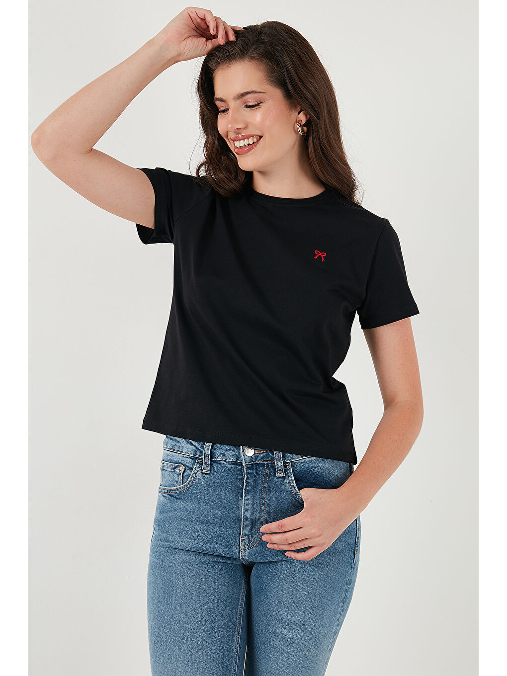 Siyah Pamuklu Slim Fit Bisiklet Yaka Minimal İşleme Detaylı T Shirt 5866398-5