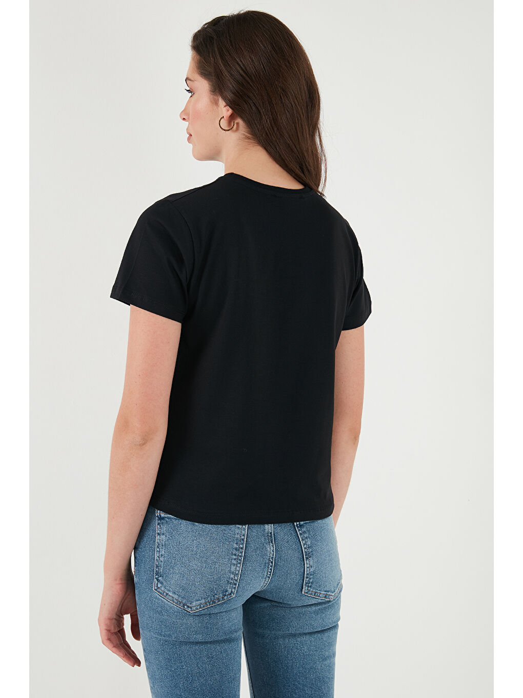 Siyah Pamuklu Slim Fit Bisiklet Yaka Minimal İşleme Detaylı T Shirt 5866398-6