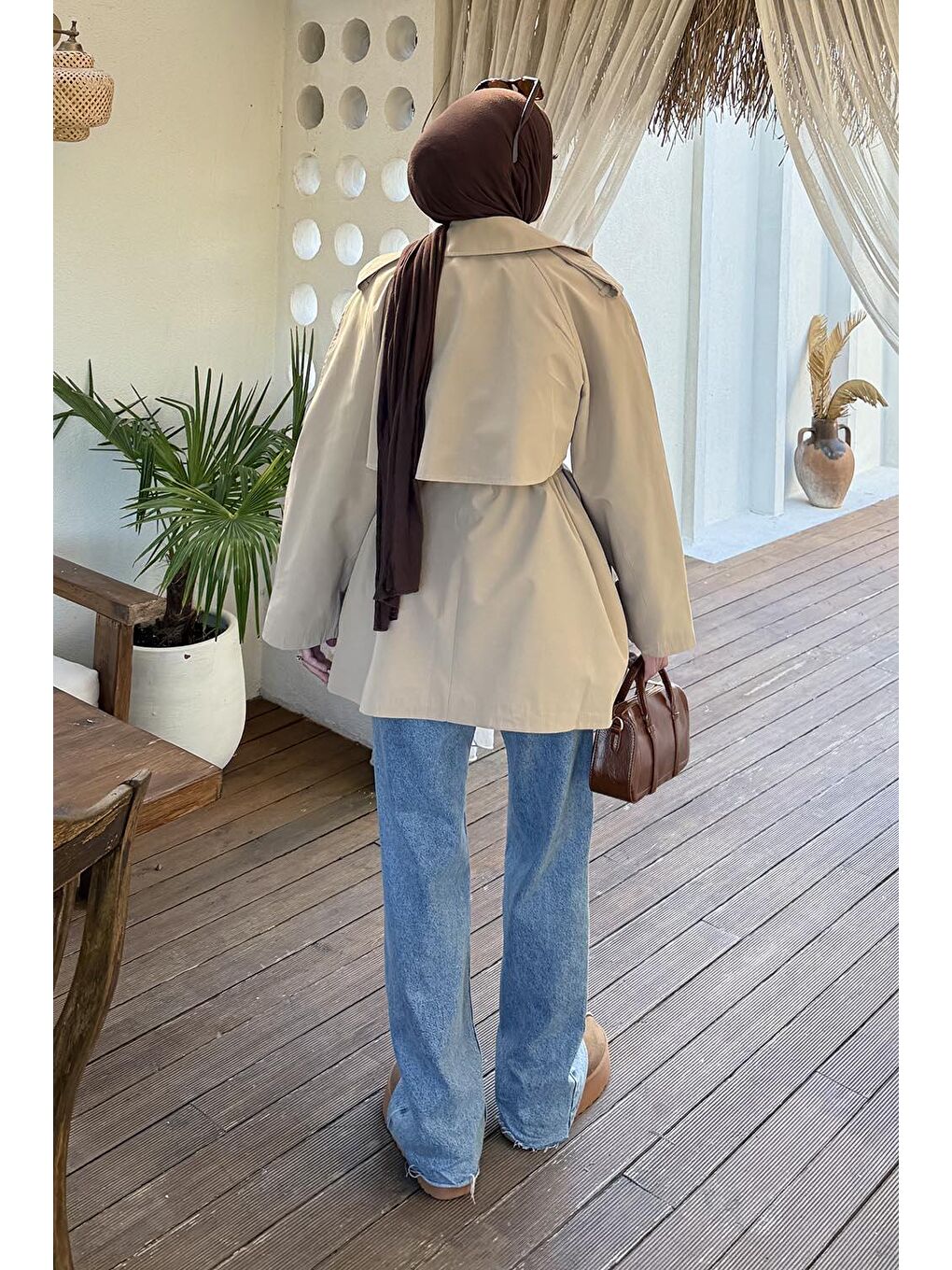 Omuz Apoletli Kısa Trençkot Bej-3