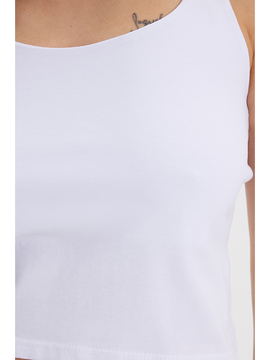 Kadın Slim Fit Dar Kesim Elastanlı Beyaz Crop Atlet-3