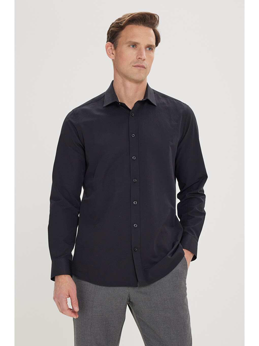 Erkek Siyah Slim Fit Dar Kesim Klasik Yaka Pamuklu Armürlü Gömlek-2