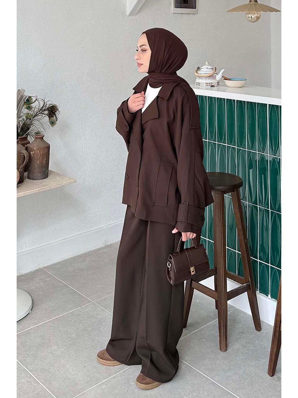 Kruvaze Kısa Tesettür Trençkot Acı Kahverengi-1