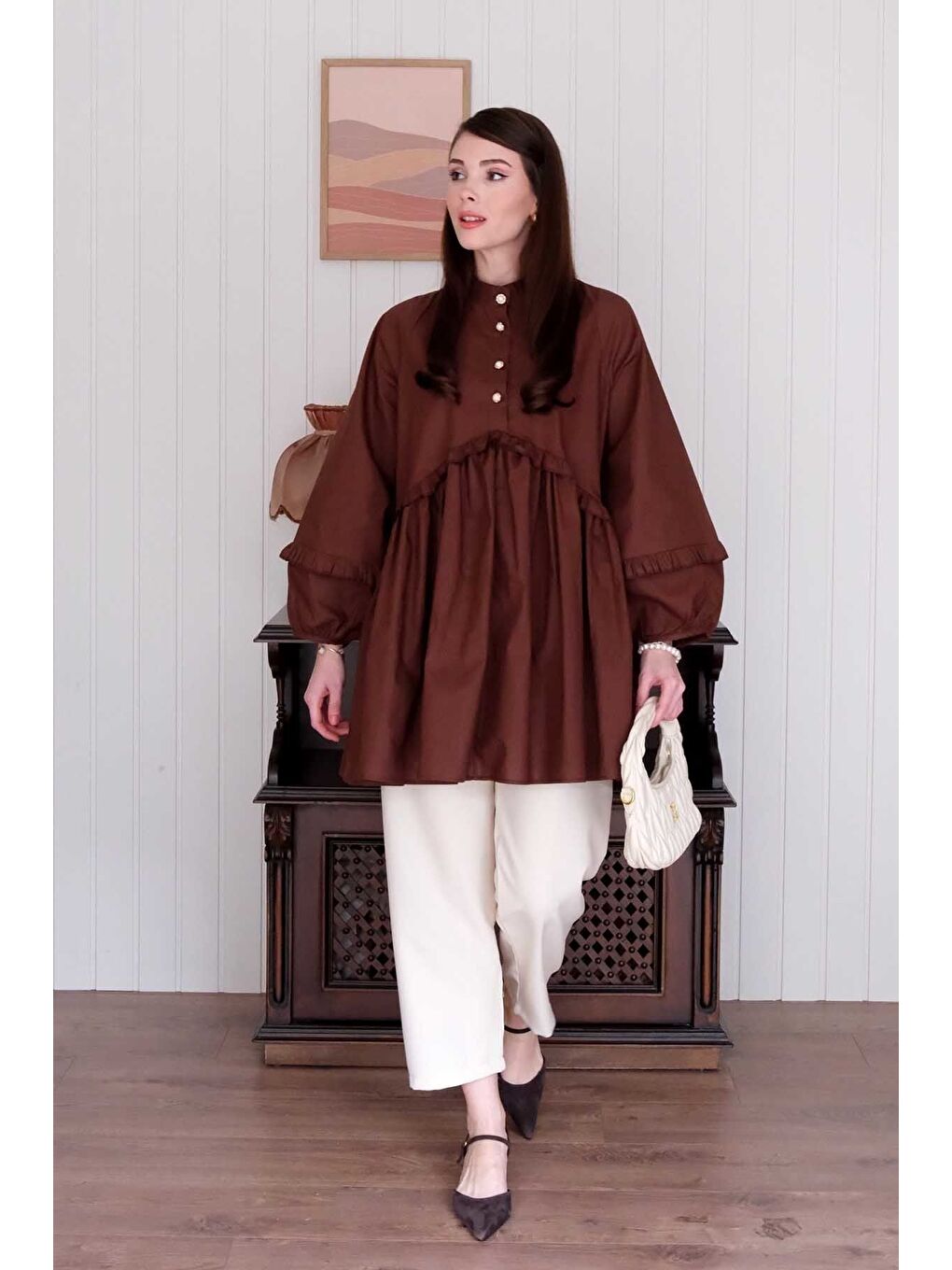 Kahverengi Acı Kahve İnci Detaylı Robalı Tunik Krem Boru Paça Pantolon Takım-1