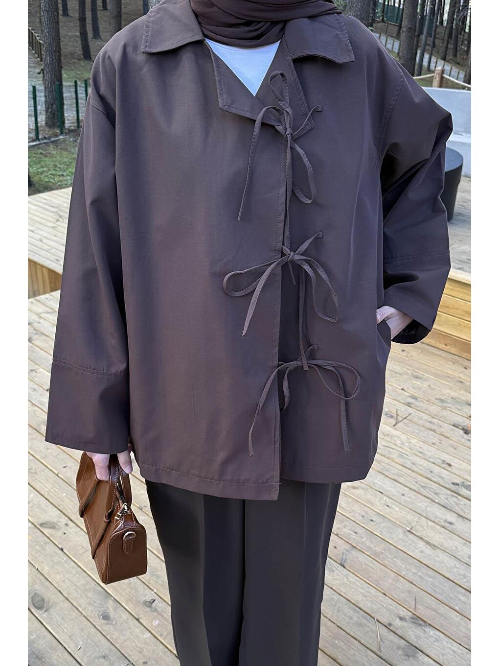 Fiyonk Detaylı Trençkot Acı Kahverengi-2