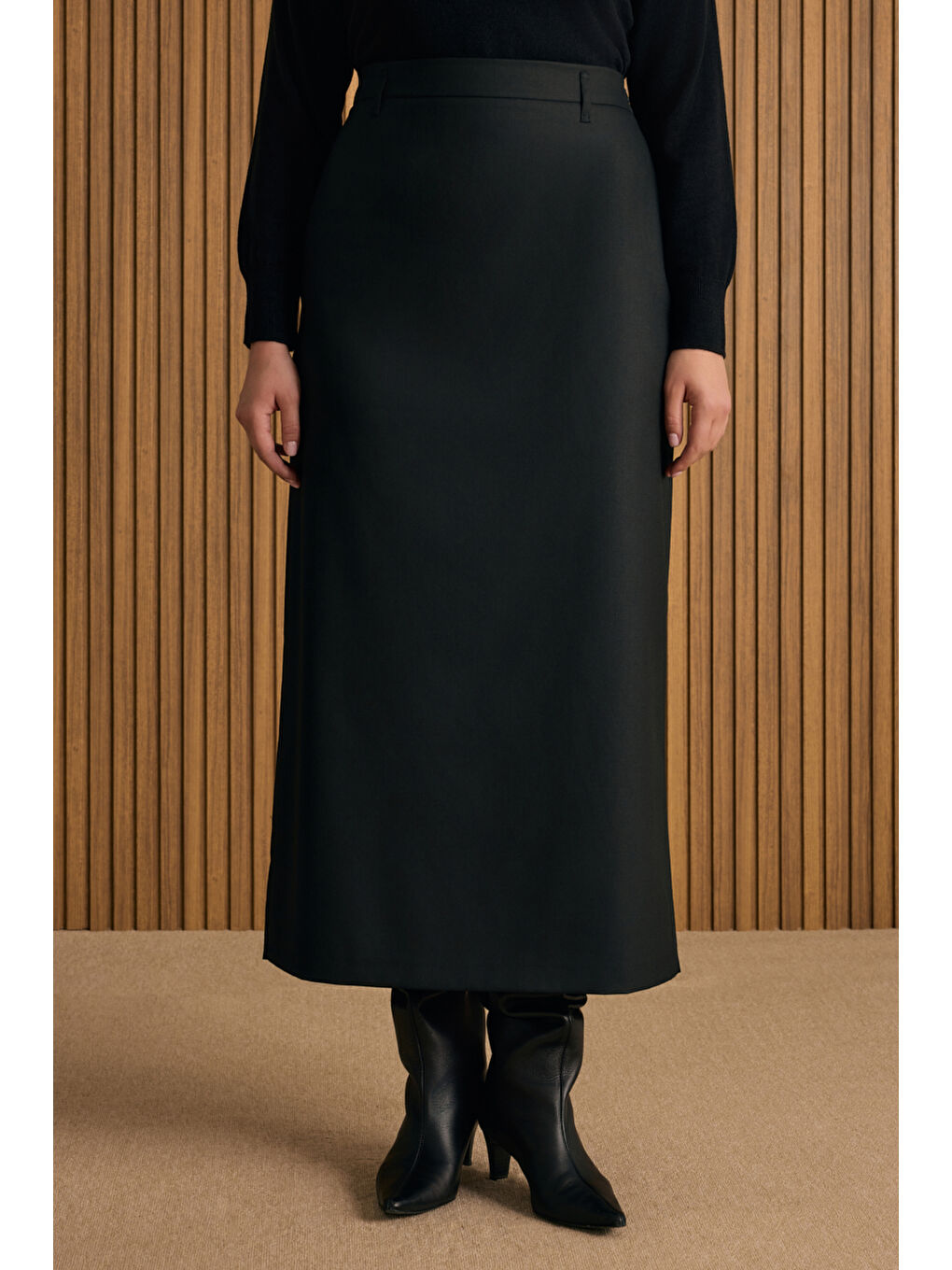 Siyah Klasik Etek-2