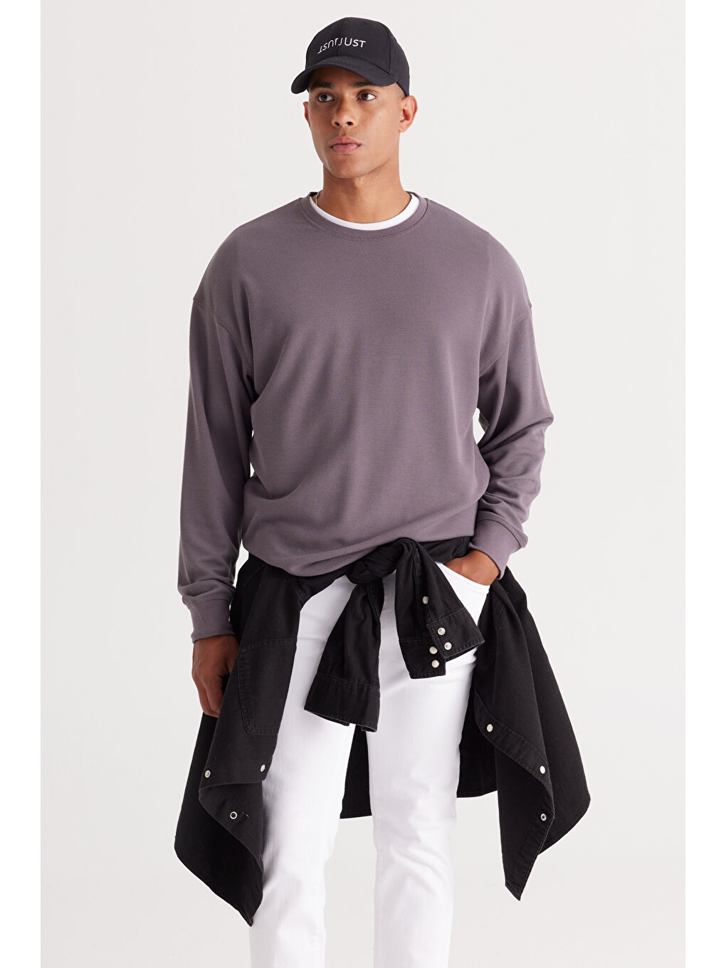 Erkek Koyu Gri Loose Fit Bisiklet Yaka Jakarlı Sweatshirt