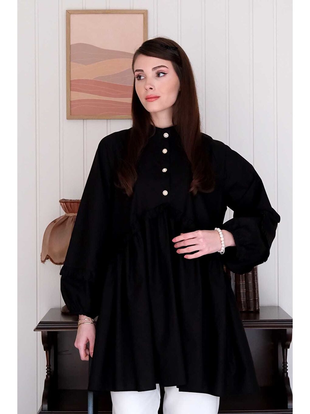 Siyah İnci Detaylı Robalı Tunik Beyaz Boru Paça Pantolon Takım-2