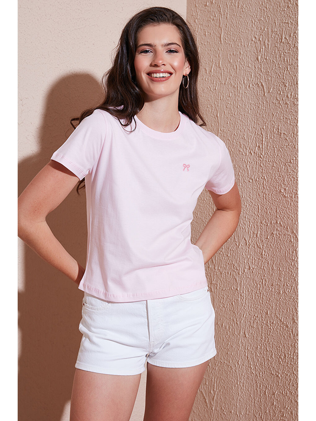 Pembe Pamuklu Slim Fit Bisiklet Yaka Minimal İşleme Detaylı T Shirt 5866398-2