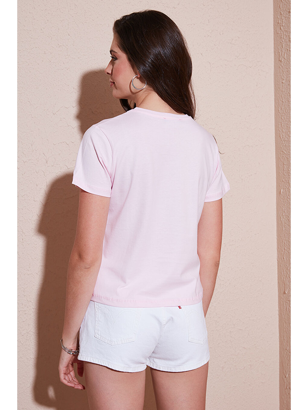 Pembe Pamuklu Slim Fit Bisiklet Yaka Minimal İşleme Detaylı T Shirt 5866398-6