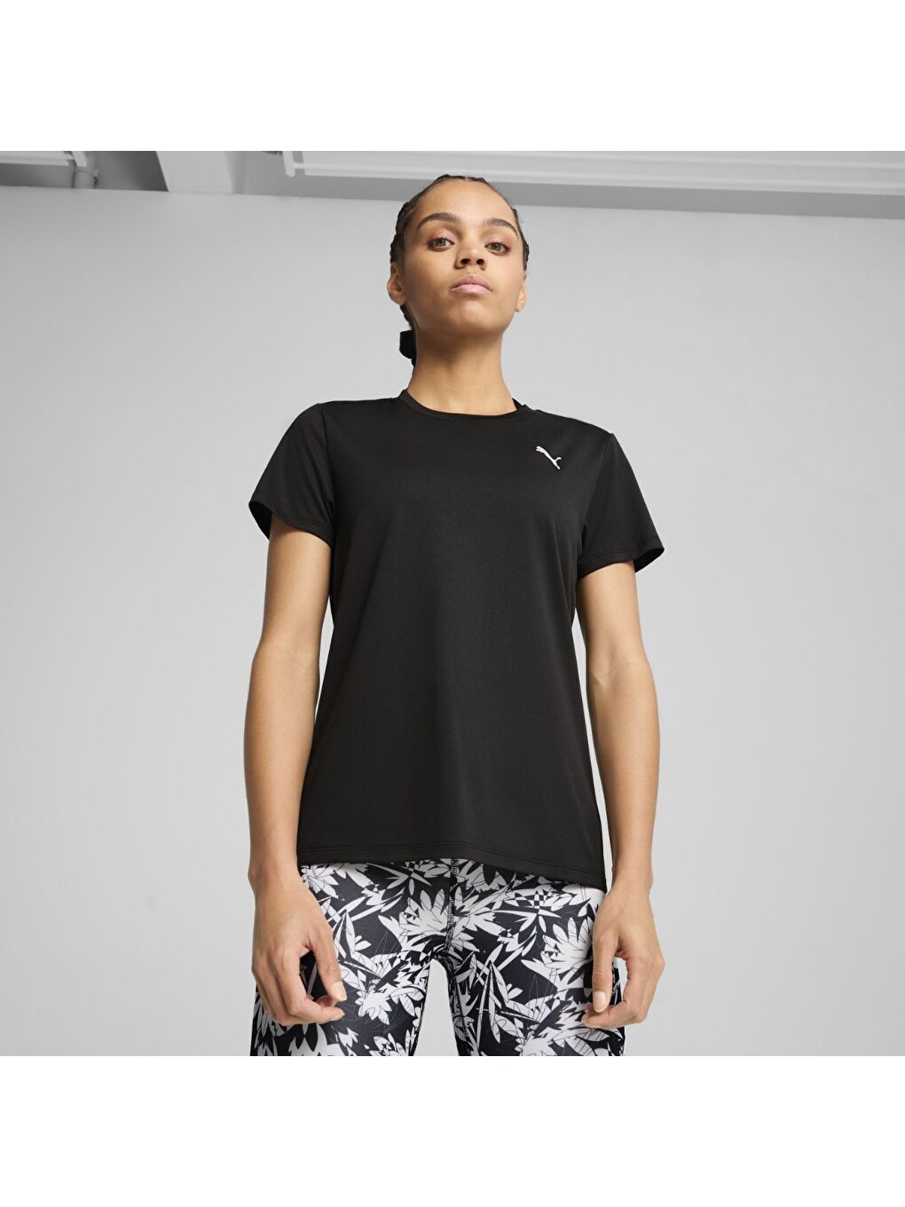 Tad Essentials Crew Kadın Siyah Yuvarlak Yaka Tişört