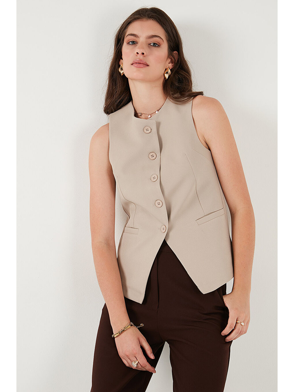 Bej Regular Fit Bisiklet Yaka Kolsuz Düğmeli Basic Kadın Bluz Yelek 65200004-5