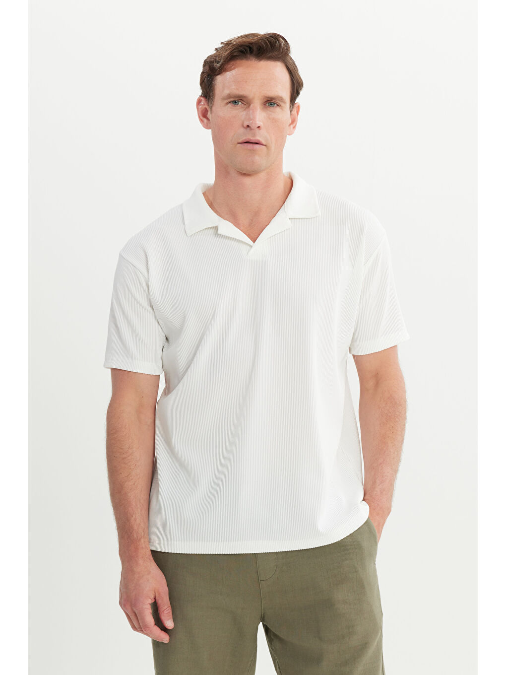 Erkek Ekru Relax Fit Rahat Kesim Polo Yaka Esnek Tişört