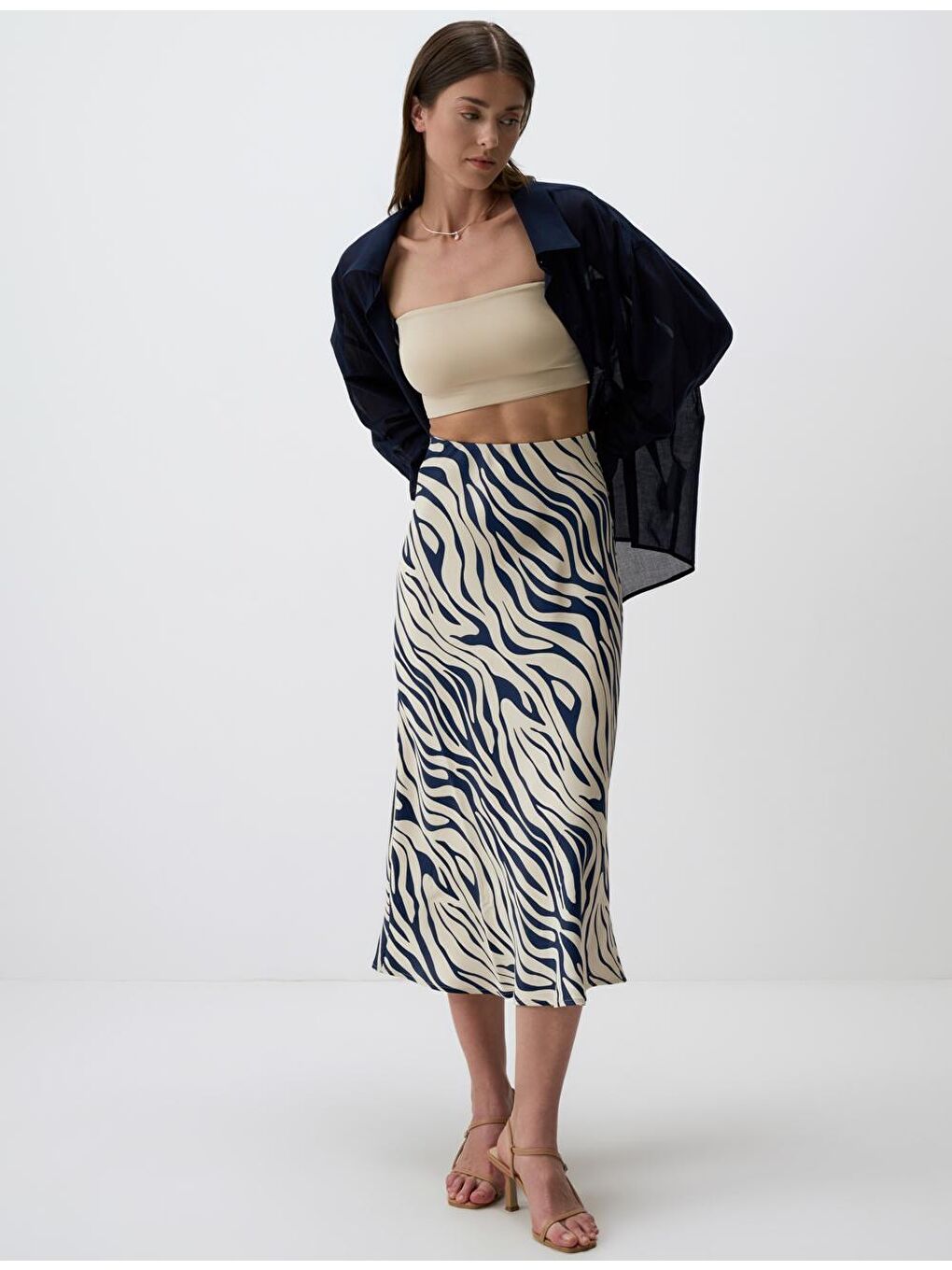 Lacivert Normal Bel Çizgili Saten Midi Etek-1