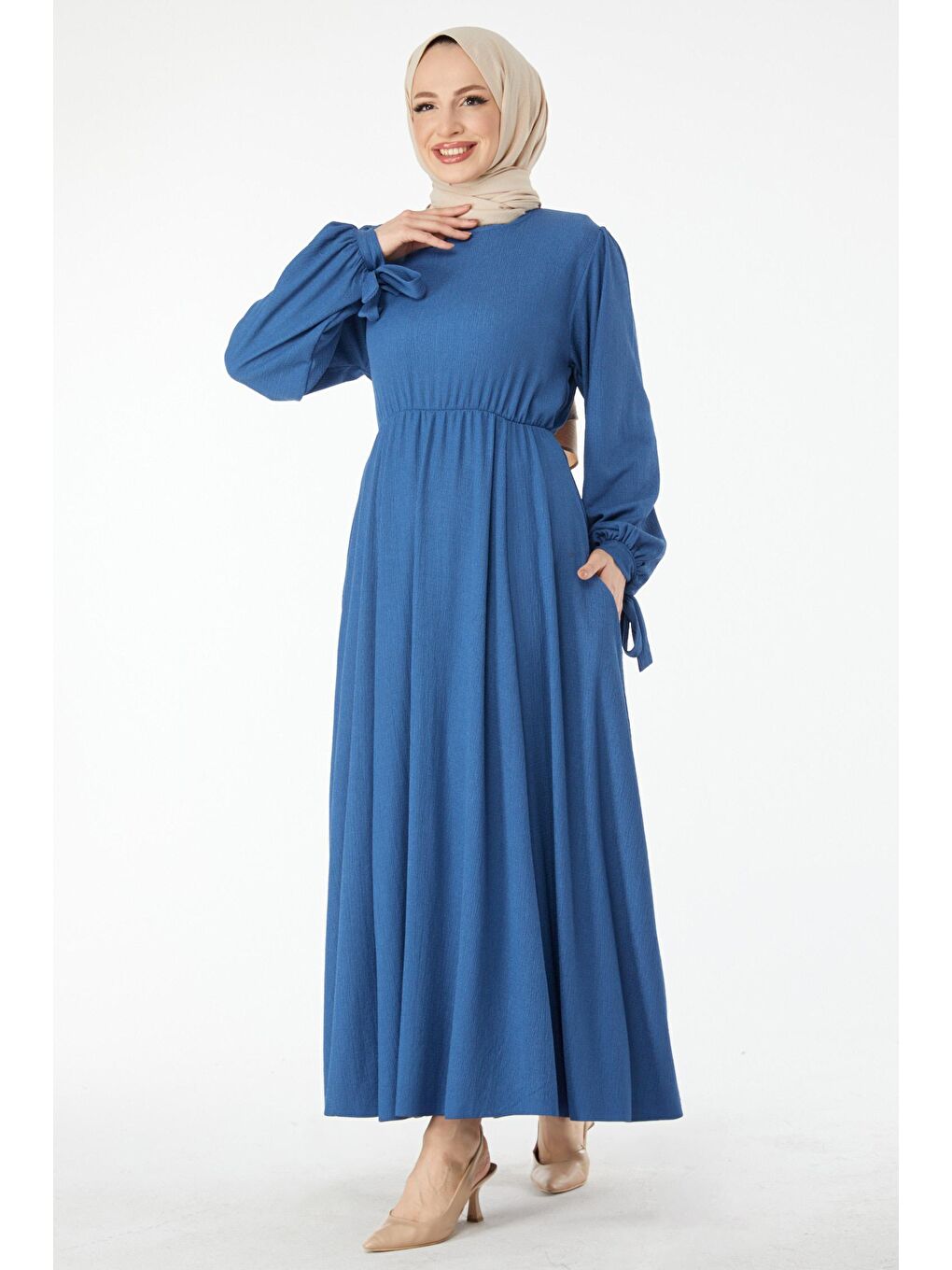 Bisiklet Yaka Kadın Mavi Beli Lastikli Kolu Bağcık Detaylı Elbise - 24460-1