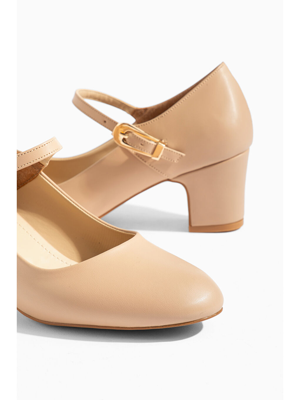 Bej D4672 Günlük Ortopedik Kadın Klasik Topuklu Ayakkabı-4