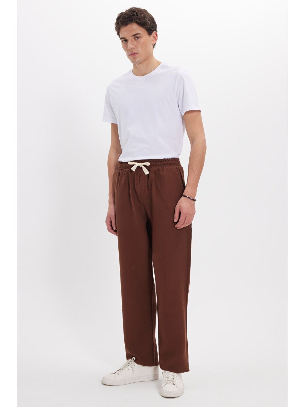 Erkek Baggy Fit Geniş Kesim %100 Pamuk Beli Lastikli Yandan Cepli Müslin Kahverengi Düz Pantolon-2