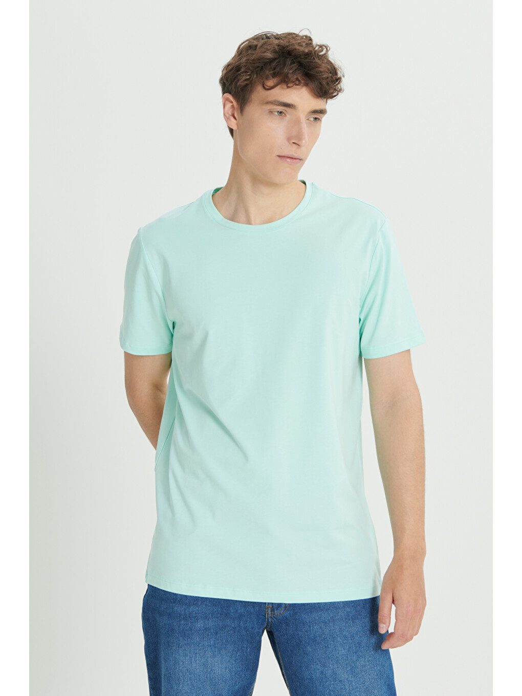 Yeşil Erkek Mint 360 Derece Her Yöne Esneyen Slim Fit Bisiklet Yaka Tişört-2