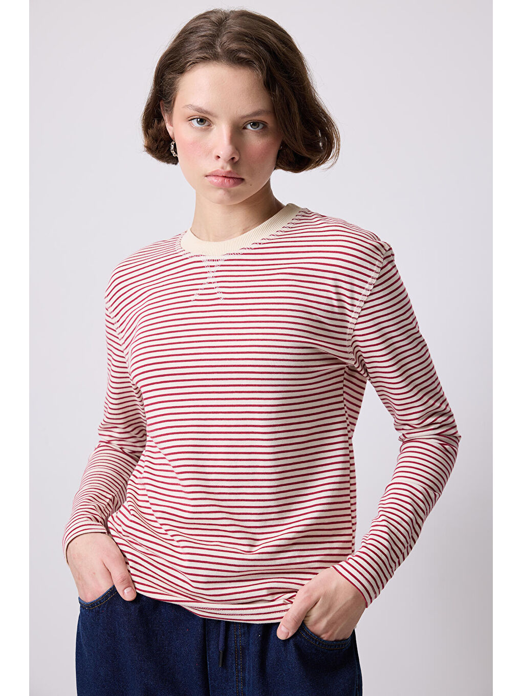 Kırmızı Çizgili Bisiklet Yaka Örme Bluz-1