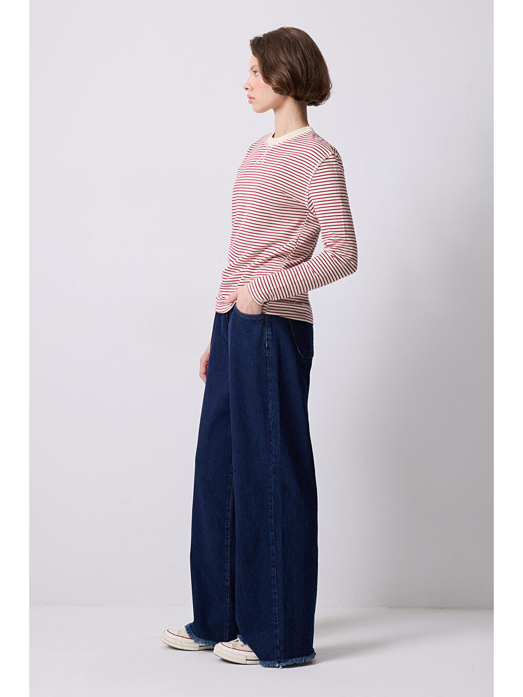 Kırmızı Çizgili Bisiklet Yaka Örme Bluz-2