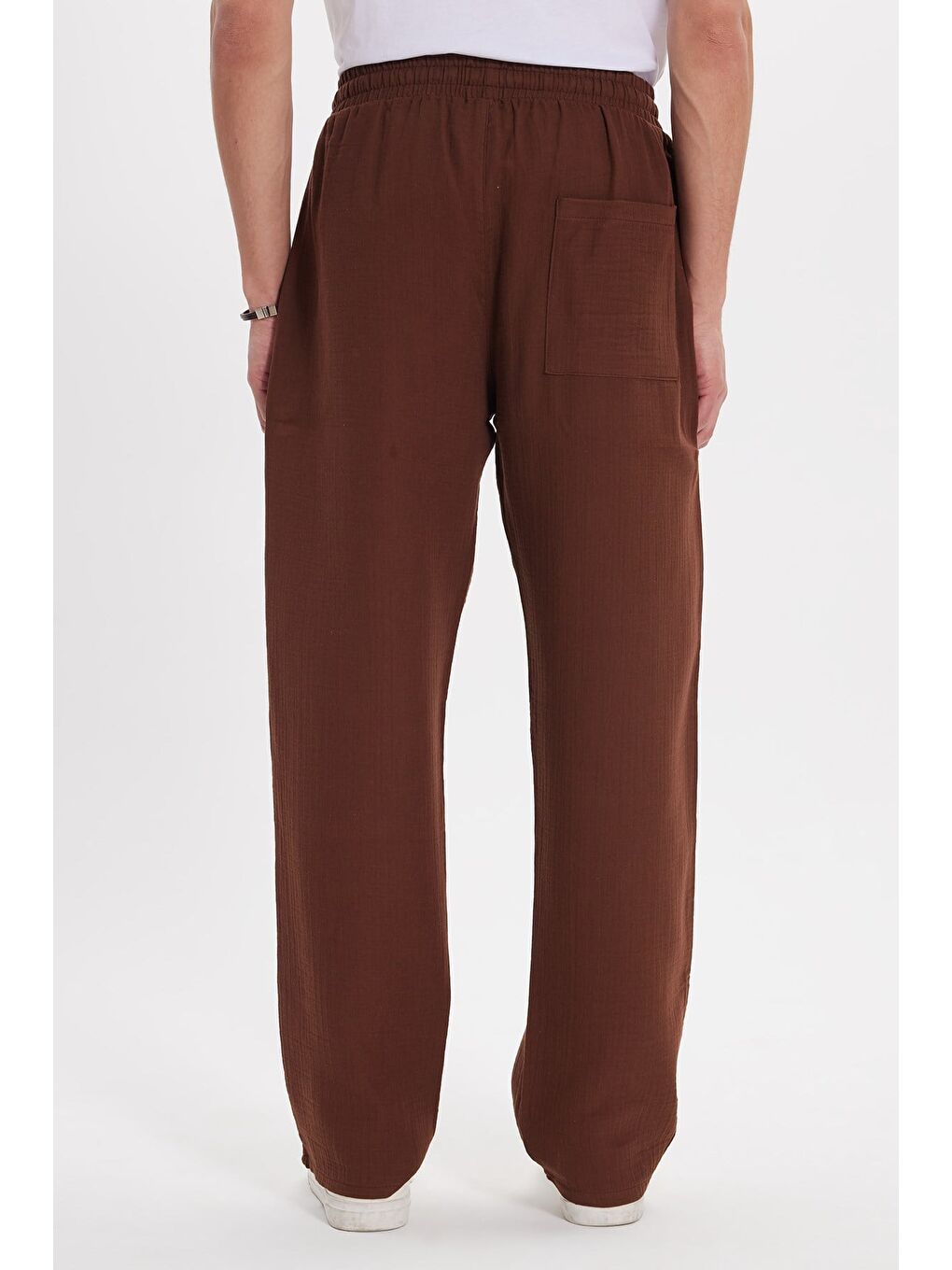 Erkek Baggy Fit Geniş Kesim %100 Pamuk Beli Lastikli Yandan Cepli Müslin Kahverengi Düz Pantolon-6