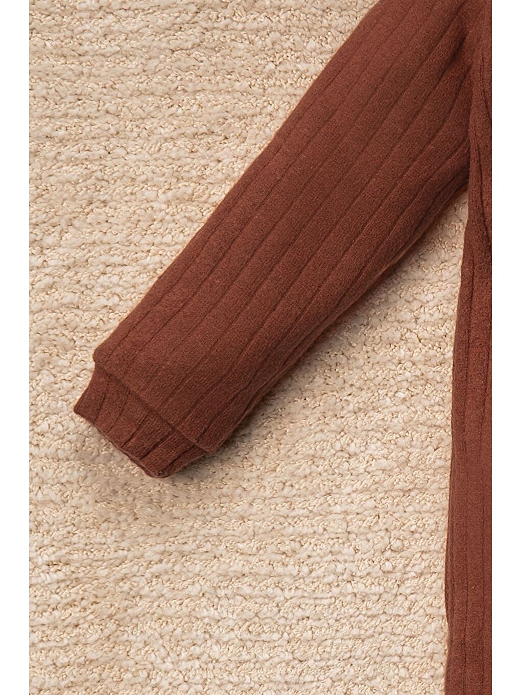 Kahverengi Bereli Güneş Armalı Düz Renk Tulum Bebek Takımı-3