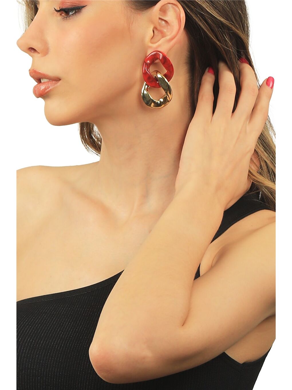 Kadın Kalın Zincir Formlu Gold & Kırmızı Reçine Küpe-1