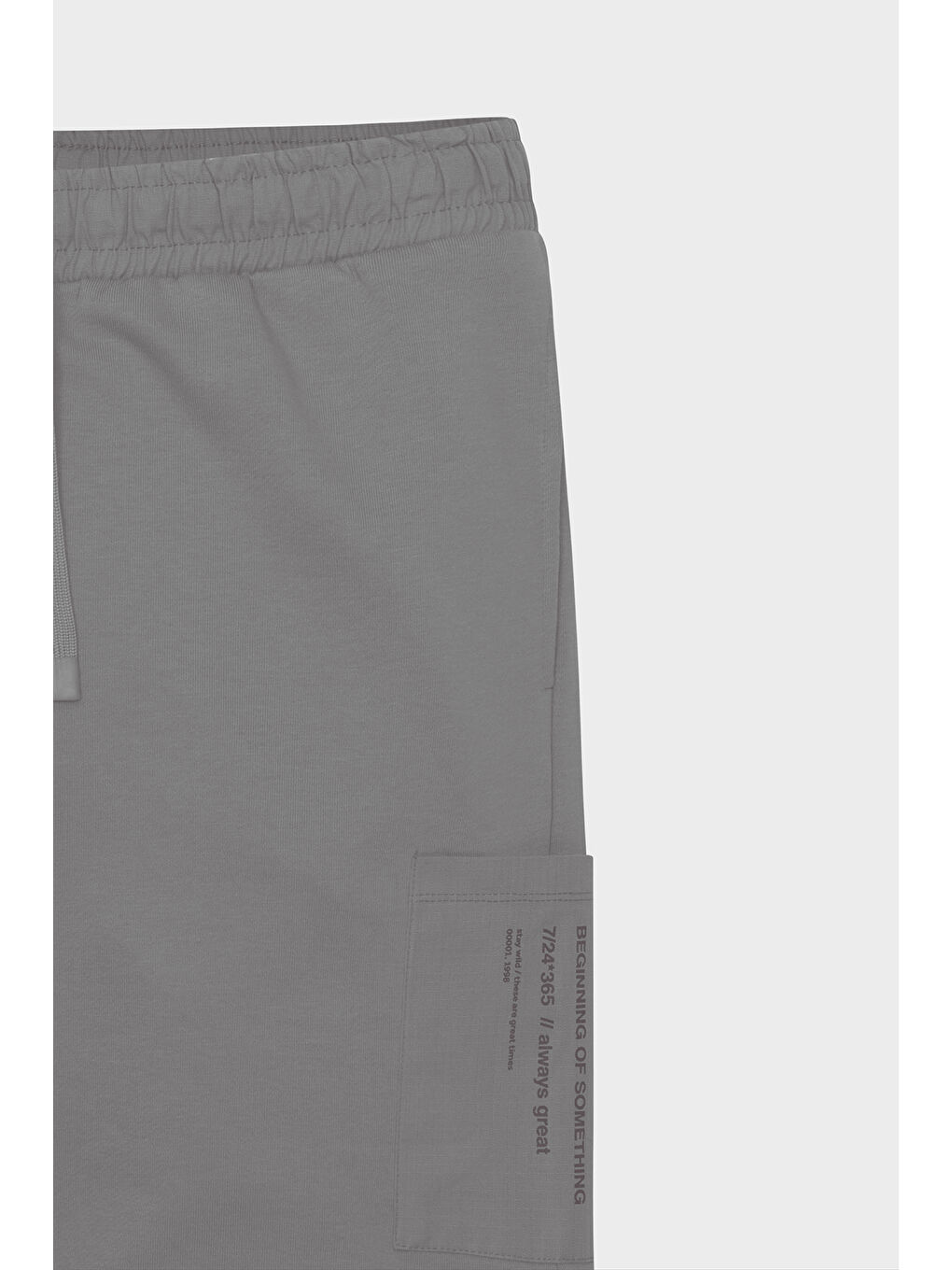 Erkek Gri Standart Fit Normal Kesim Pamuklu Cepli Örme Şort-7