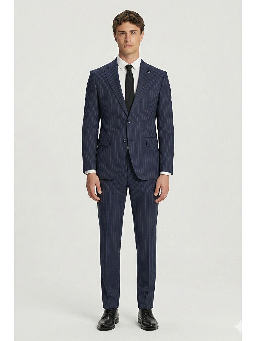 Lacivert Slim Fit Sivri Yaka Çizgili Takım Elbise-1