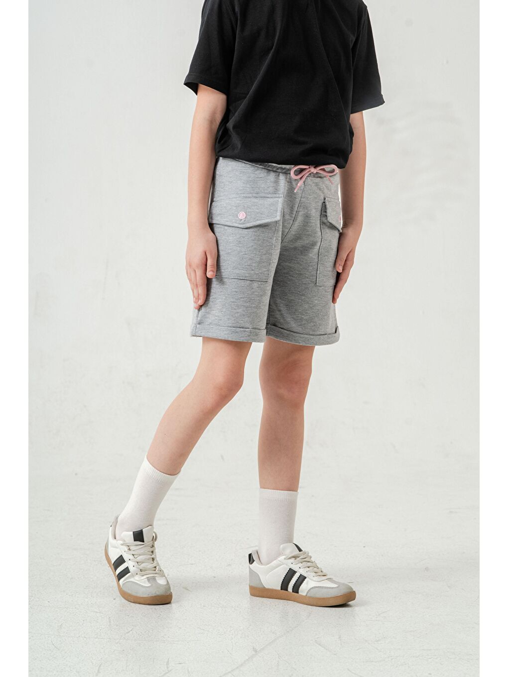 Gri Kargo Cepli Cep Kapağı Nakışlı Kız Çocuk Şort-6