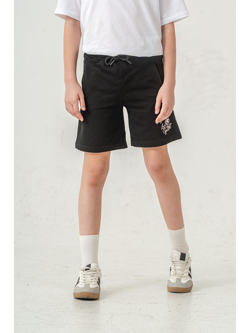 Siyah Jaime Le  Bullet Nakışlı Kız Çocuk Şort-3