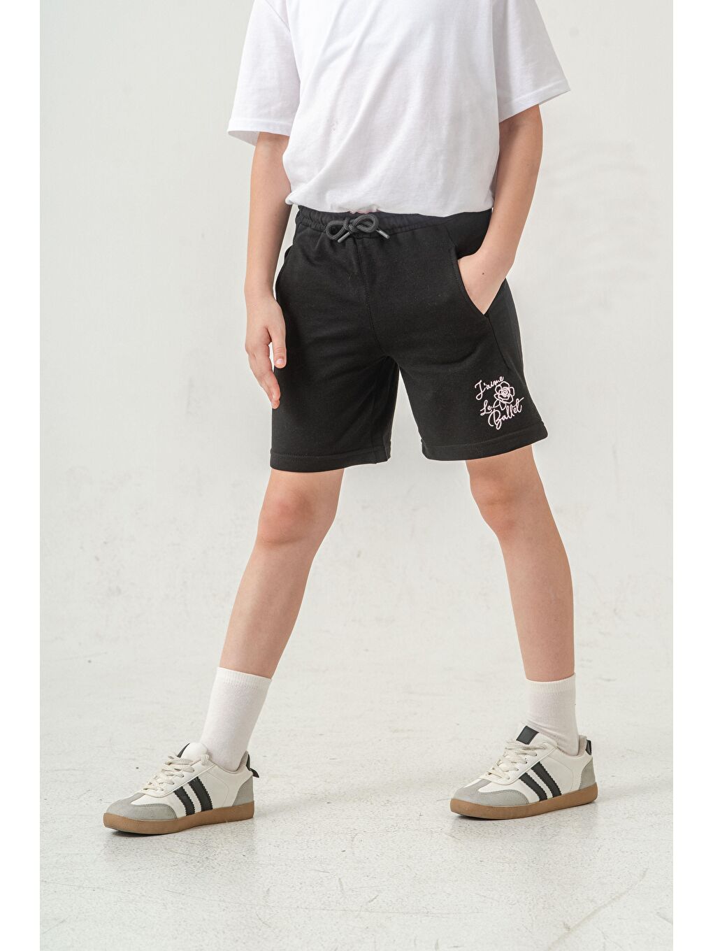 Siyah Jaime Le  Bullet Nakışlı Kız Çocuk Şort-6