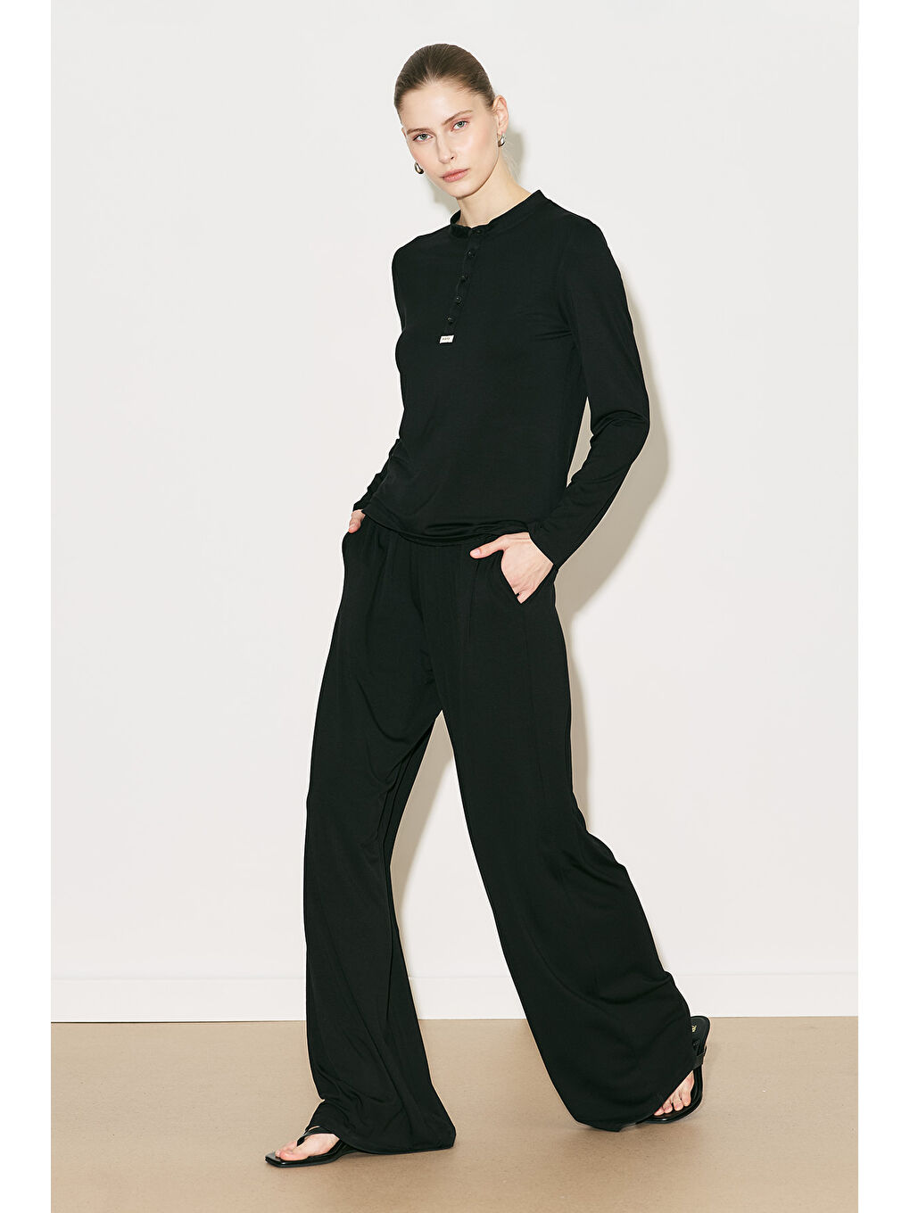 Easy Düğmeli Uzun Kol Bluz Siyah