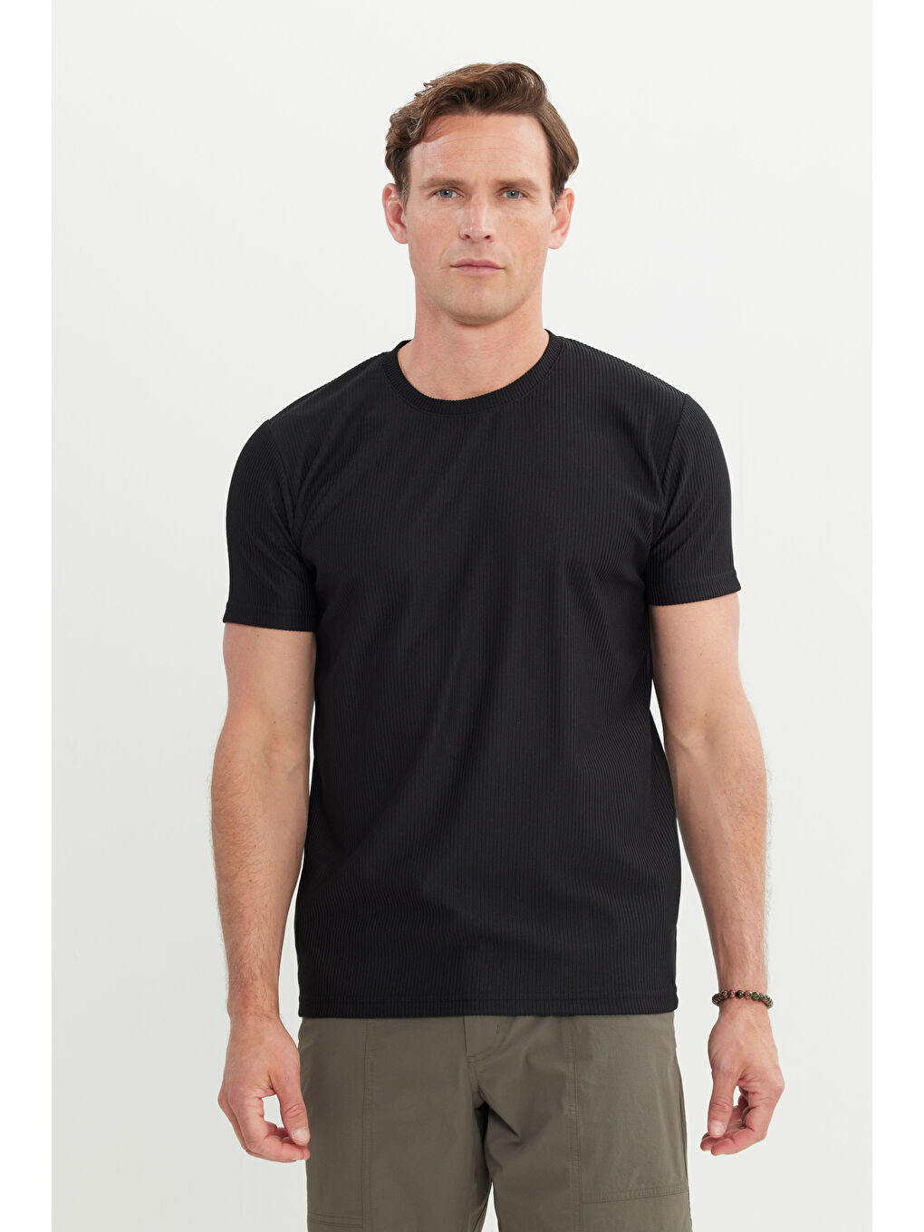 Erkek Siyah Slim Fit Dar Kesim Bisiklet Yaka Esnek Tişört