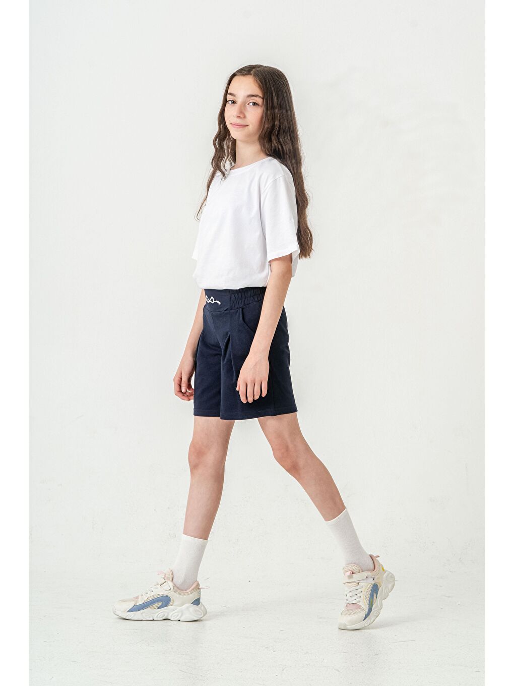 Lacivert Kemer Ortası Nakışlı Kız Çocuk Şort-4