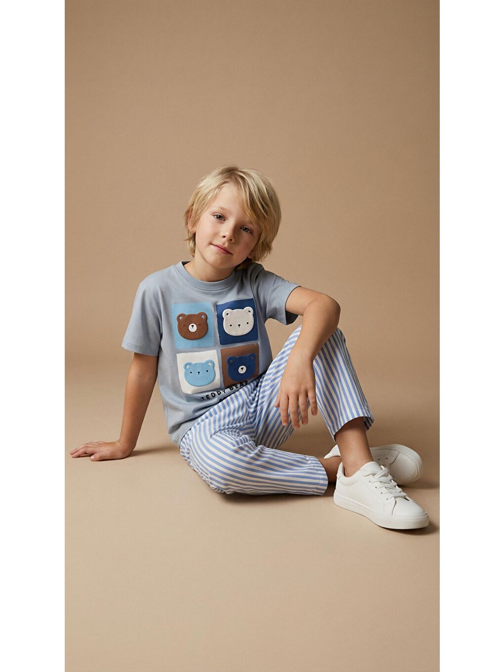 Gri Erkek Çocuk Bebe Ayıcık Aplikeli Jogger Pantolonlu Alt Üst Takım-1