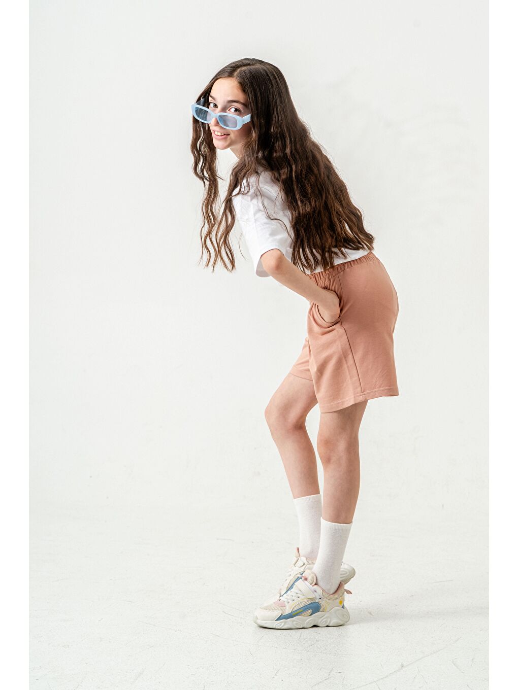 Bej Kemer Ortası Nakışlı Kız Çocuk Şort-4