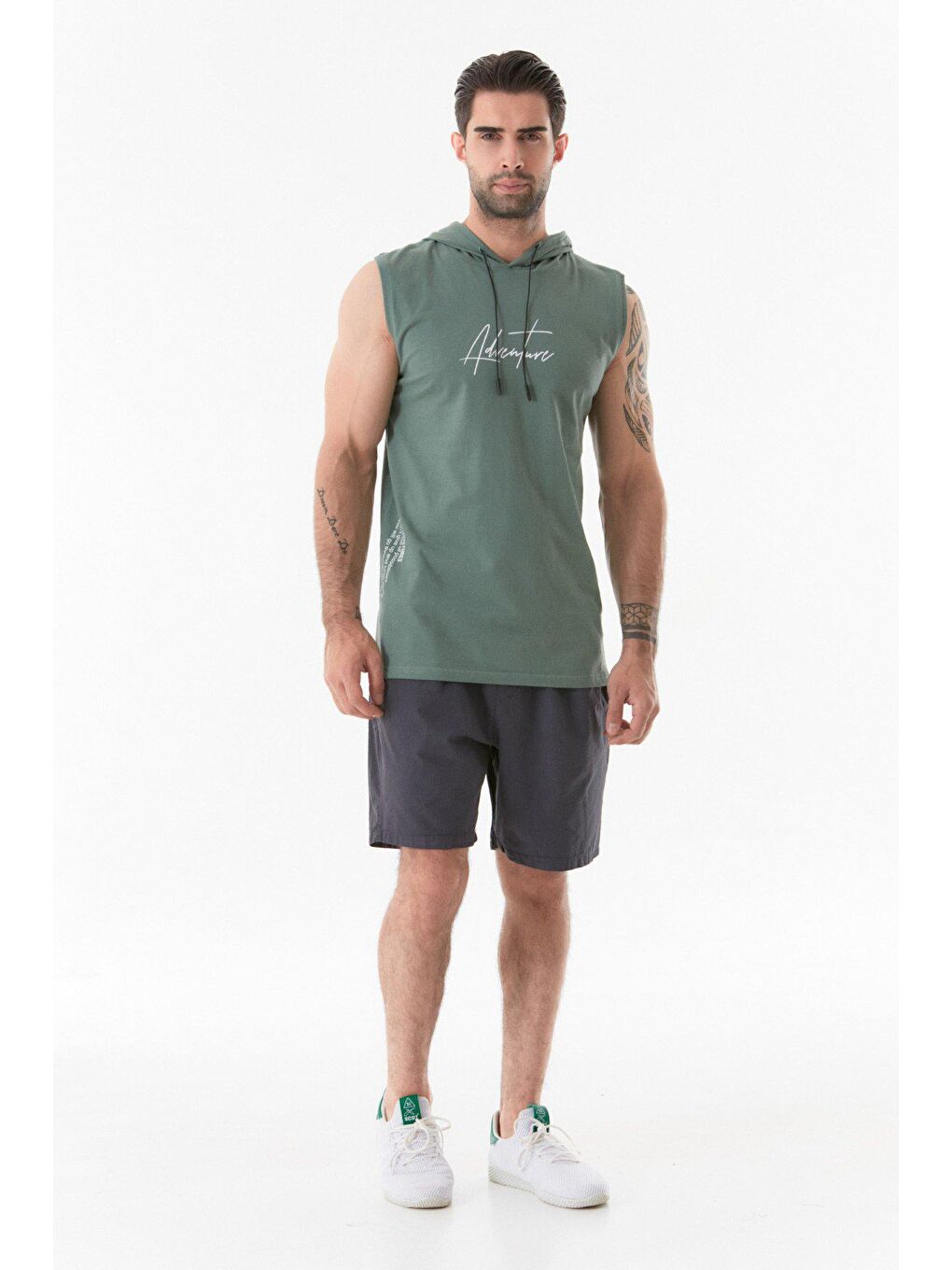 Gri Paraşüt Kumaş Beli Bağcıklı Şort