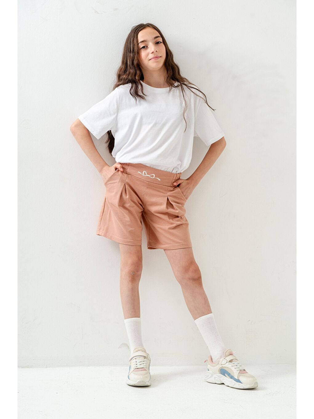 Bej Kemer Ortası Nakışlı Kız Çocuk Şort-6