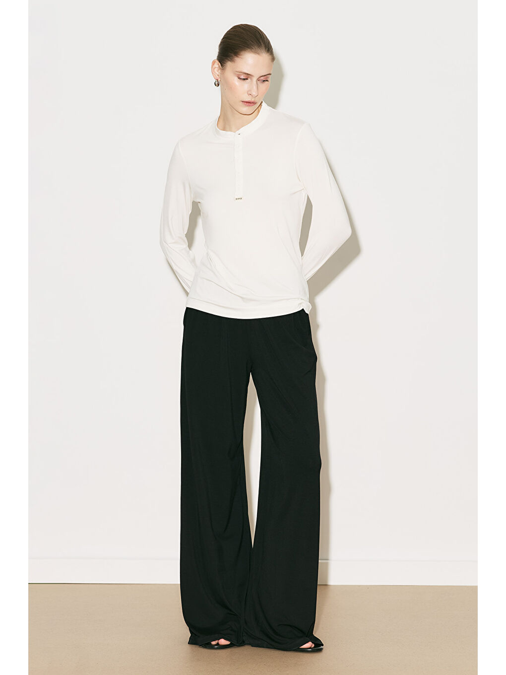 Easy Düğmeli Uzun Kol Bluz Ekru-5