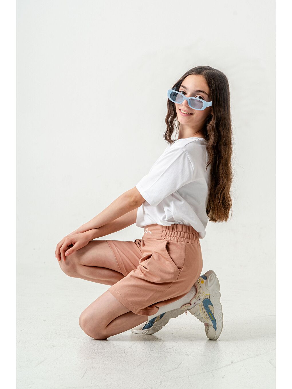 Bej Kemer Ortası Nakışlı Kız Çocuk Şort-10