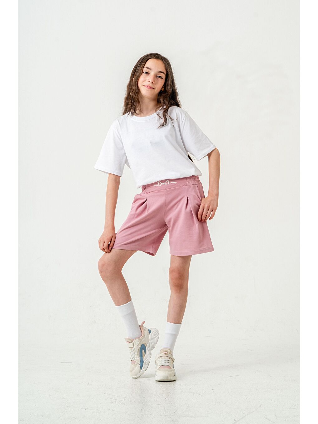 Pembe Kemer Ortası Nakışlı Kız Çocuk Şort-2