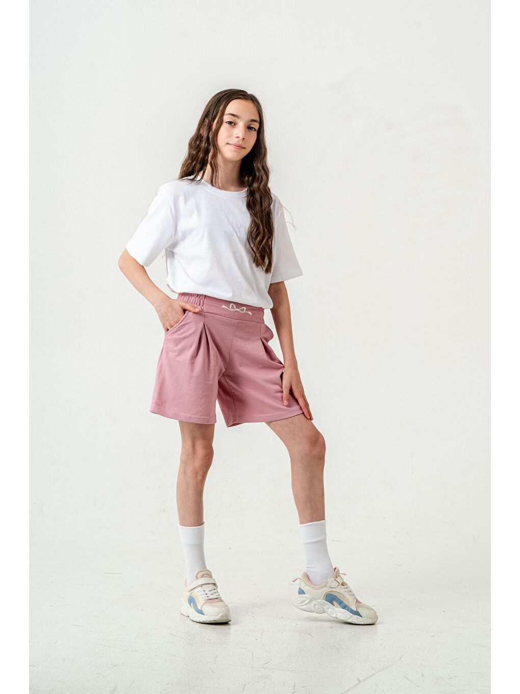 Pembe Kemer Ortası Nakışlı Kız Çocuk Şort-4