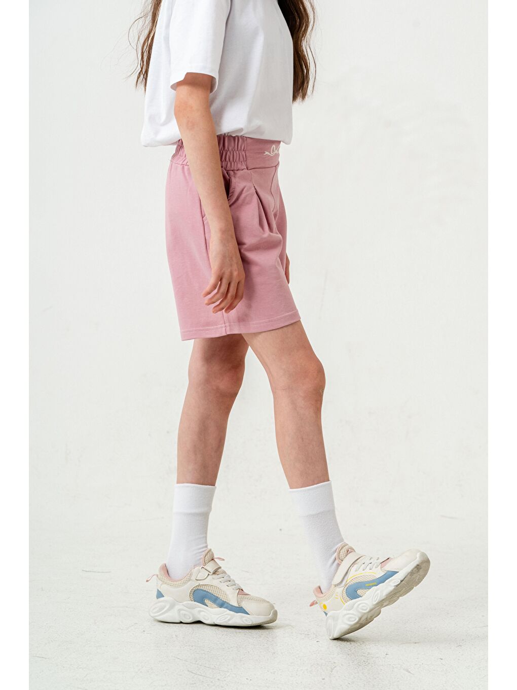 Pembe Kemer Ortası Nakışlı Kız Çocuk Şort-9